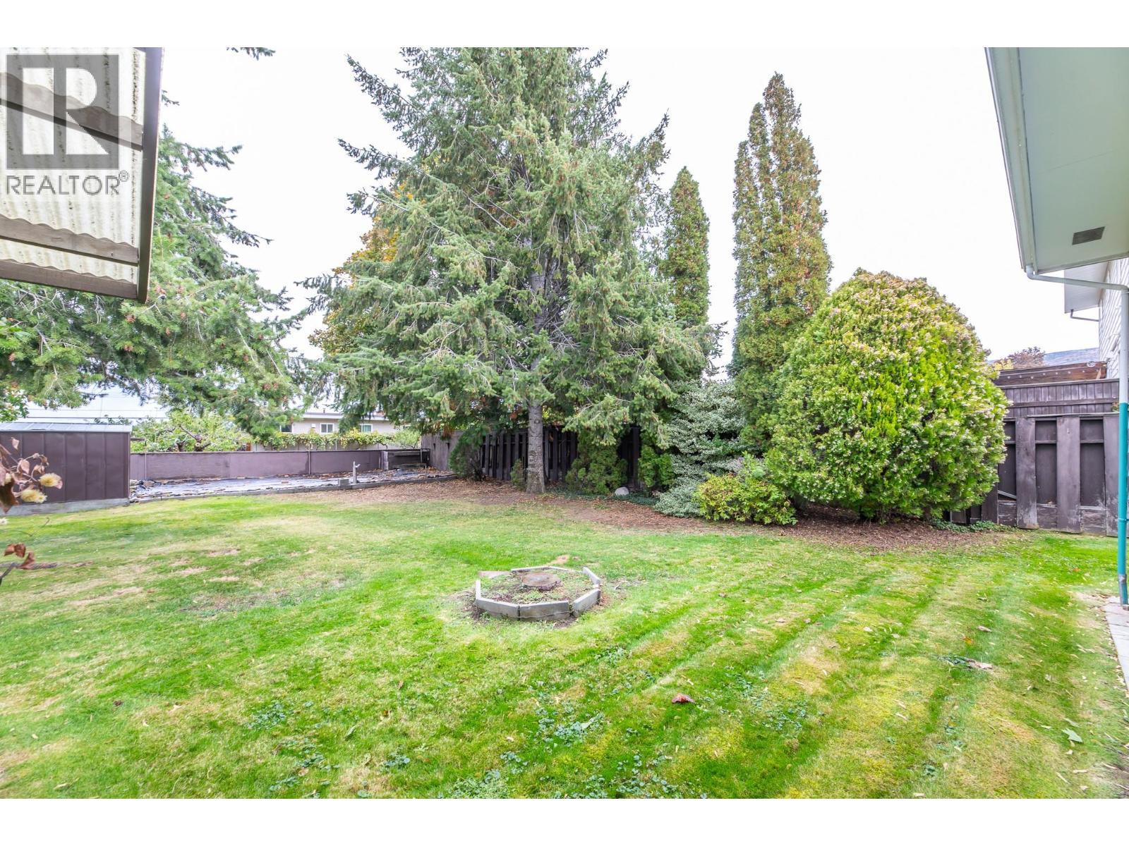 Picture for 793 MacCleave  Avenue