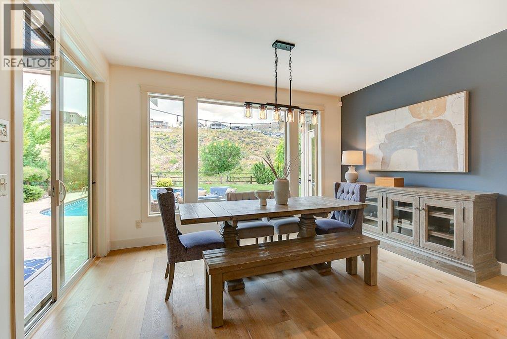 Picture for 425 Audubon  Court https://www.cirrealty.ca/reb/bc/4/10366634_15.jpg