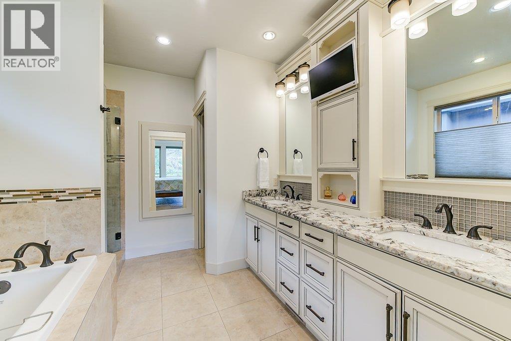 Picture for 425 Audubon  Court https://www.cirrealty.ca/reb/bc/4/10366634_31.jpg