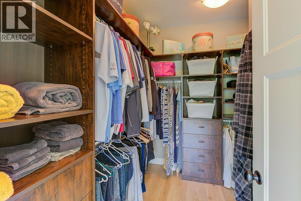 Picture for 425 Audubon  Court https://www.cirrealty.ca/reb/bc/4/10366634_36.jpg