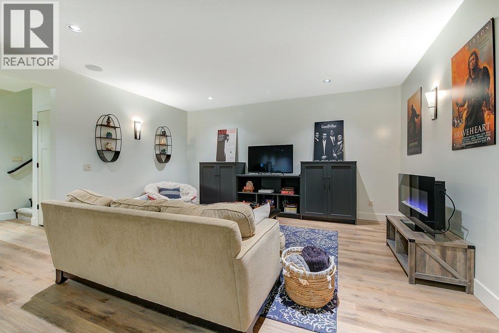 Picture for 425 Audubon  Court https://www.cirrealty.ca/reb/bc/4/10366634_49.jpg