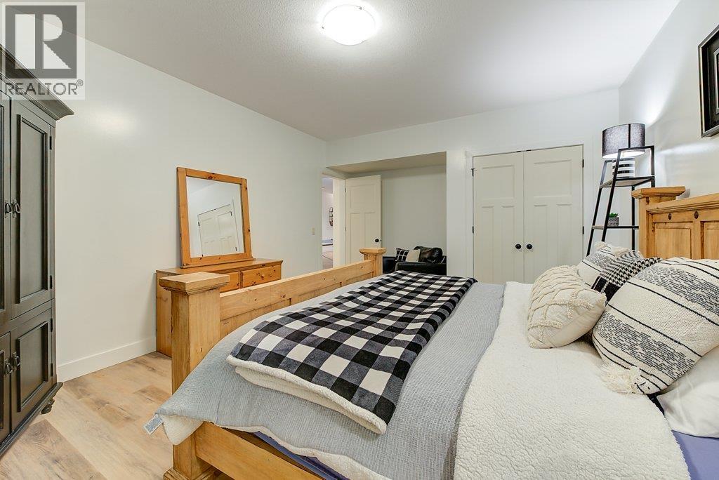 Picture for 425 Audubon  Court https://www.cirrealty.ca/reb/bc/4/10366634_52.jpg