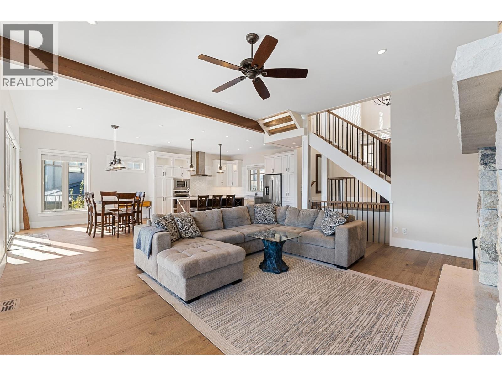 Picture for 2329 Westside  Place https://www.cirrealty.ca/reb/bc/4/10366694_26.jpg