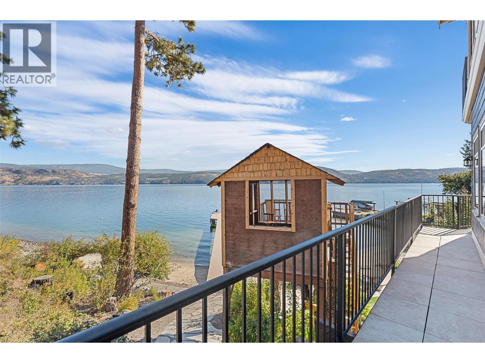 Picture for 2329 Westside  Place https://www.cirrealty.ca/reb/bc/4/10366694_43.jpg