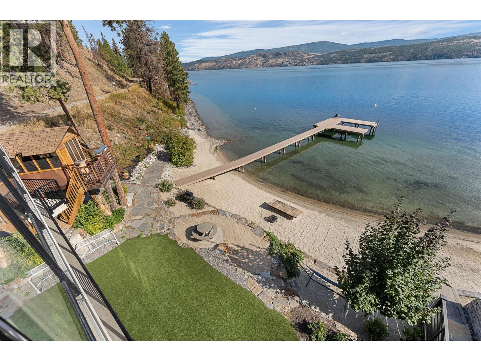 Picture for 2329 Westside  Place https://www.cirrealty.ca/reb/bc/4/10366694_62.jpg