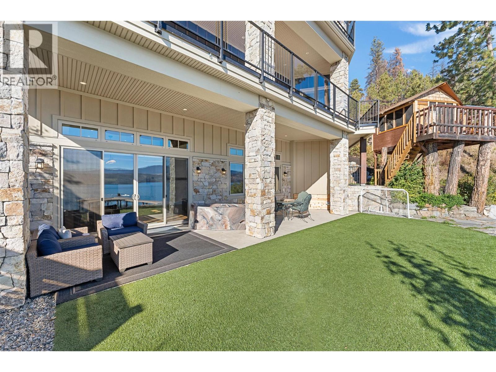 Picture for 2329 Westside  Place https://www.cirrealty.ca/reb/bc/4/10366694_79.jpg