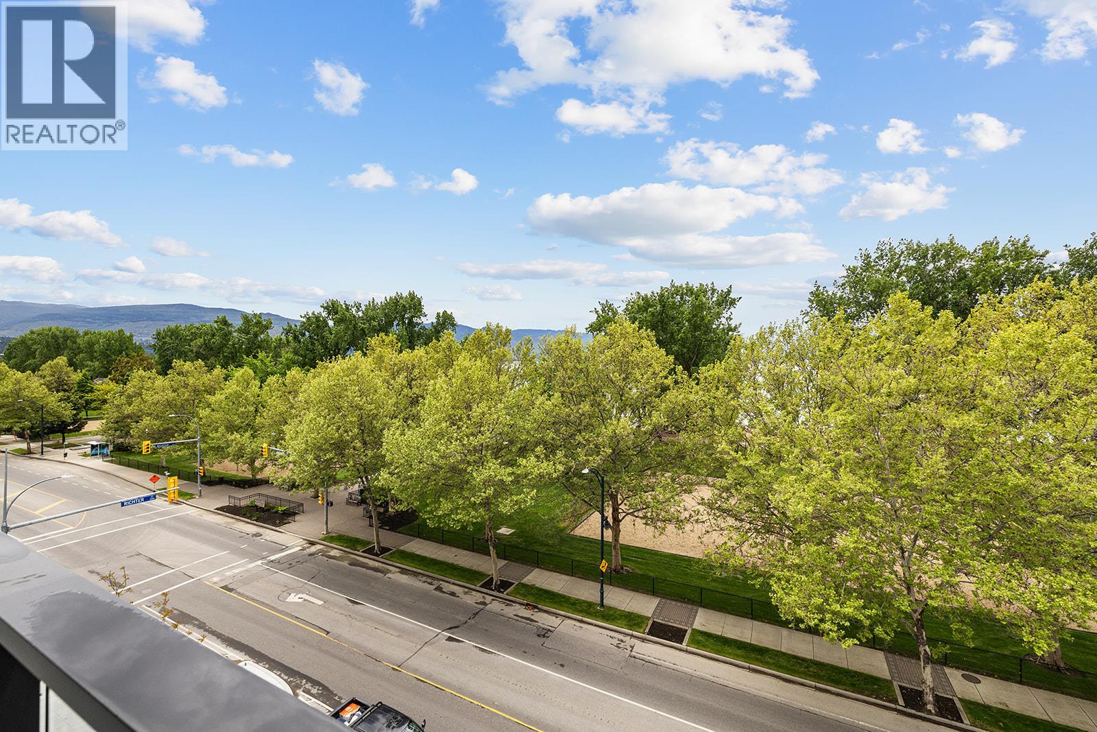 Picture for Unit #509, 3409 Lakeshore  Road https://www.cirrealty.ca/reb/bc/4/10366724_35.jpg