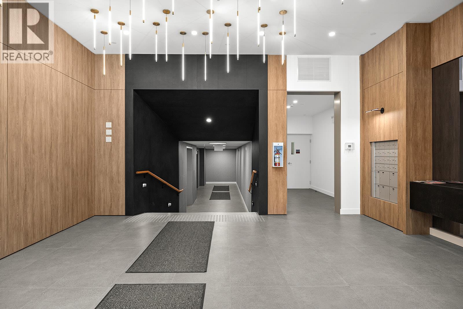 Picture for Unit #509, 3409 Lakeshore  Road https://www.cirrealty.ca/reb/bc/4/10366724_37.jpg