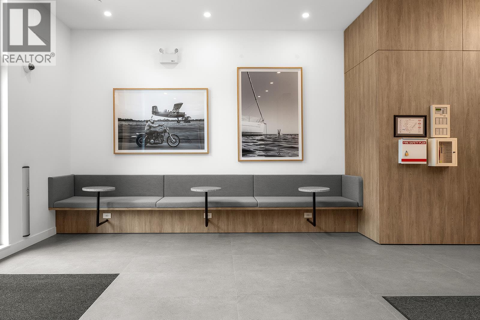 Picture for Unit #509, 3409 Lakeshore  Road https://www.cirrealty.ca/reb/bc/4/10366724_49.jpg