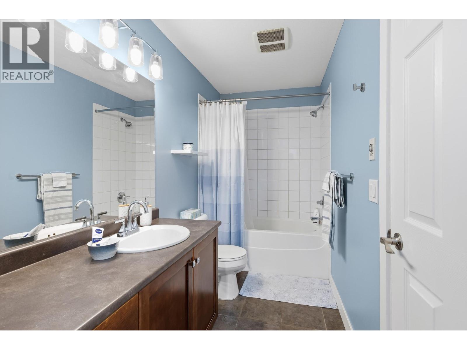 Picture for Unit #1405, 1875 Country Club  Drive https://www.cirrealty.ca/reb/bc/4/10366734_27.jpg