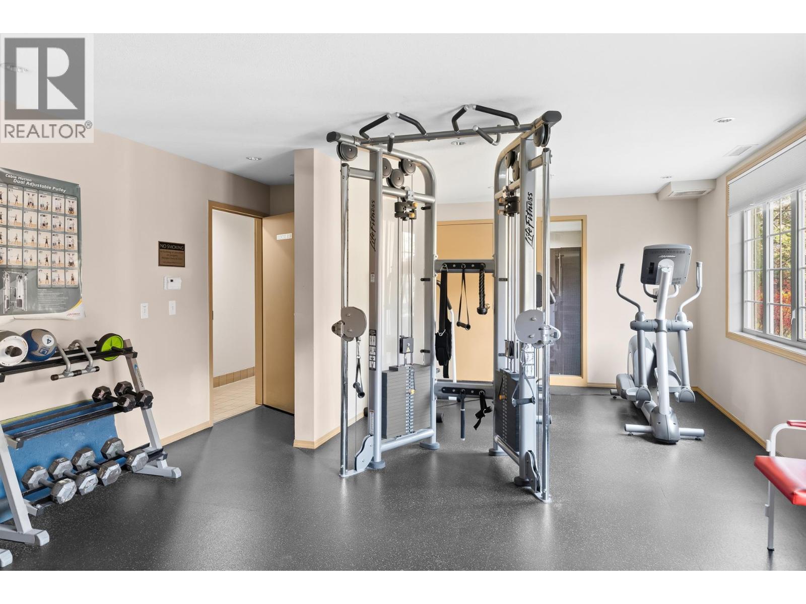 Picture for Unit #1405, 1875 Country Club  Drive https://www.cirrealty.ca/reb/bc/4/10366734_32.jpg