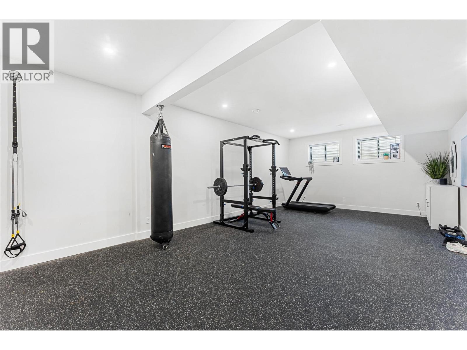 Picture for 1180 Mission Ridge  Road https://www.cirrealty.ca/reb/bc/4/10366754_55.jpg