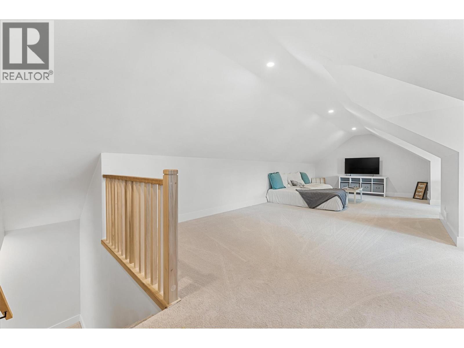 Picture for 1180 Mission Ridge  Road https://www.cirrealty.ca/reb/bc/4/10366754_56.jpg