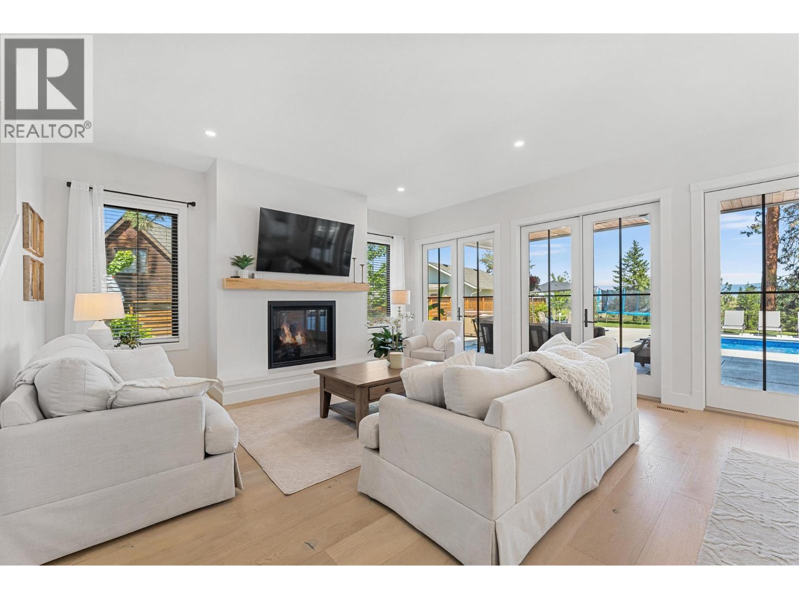 Picture for 1180 Mission Ridge  Road https://www.cirrealty.ca/reb/bc/4/10366754_7.jpg