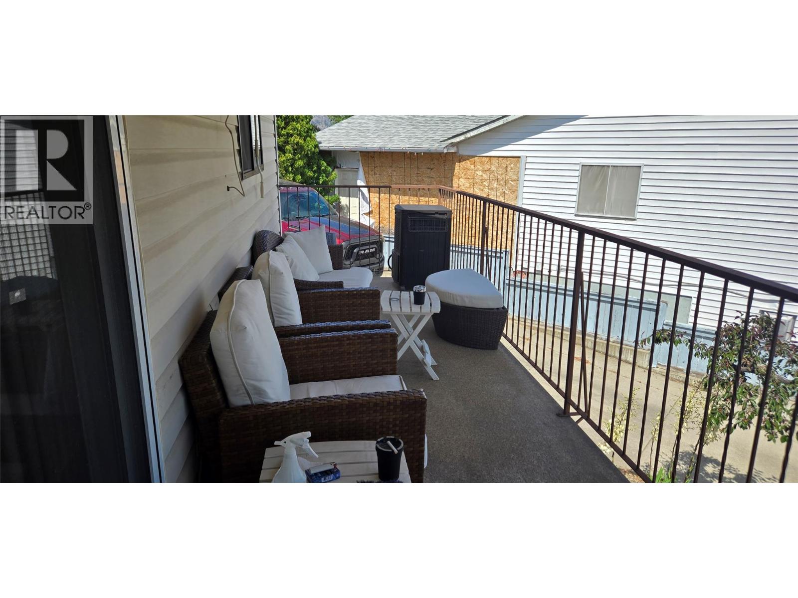 Picture for 9517 62  Avenue https://www.cirrealty.ca/reb/bc/4/10366824_14.jpg