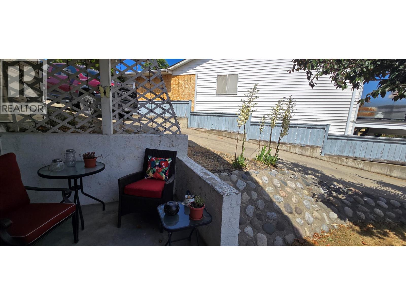 Picture for 9517 62  Avenue https://www.cirrealty.ca/reb/bc/4/10366824_22.jpg