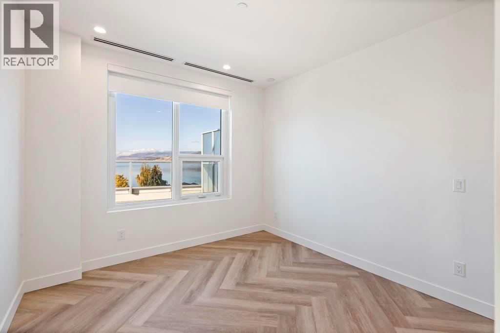 Picture for Unit #509, 3340 Lakeshore  Road https://www.cirrealty.ca/reb/bc/4/10366864_9.jpg