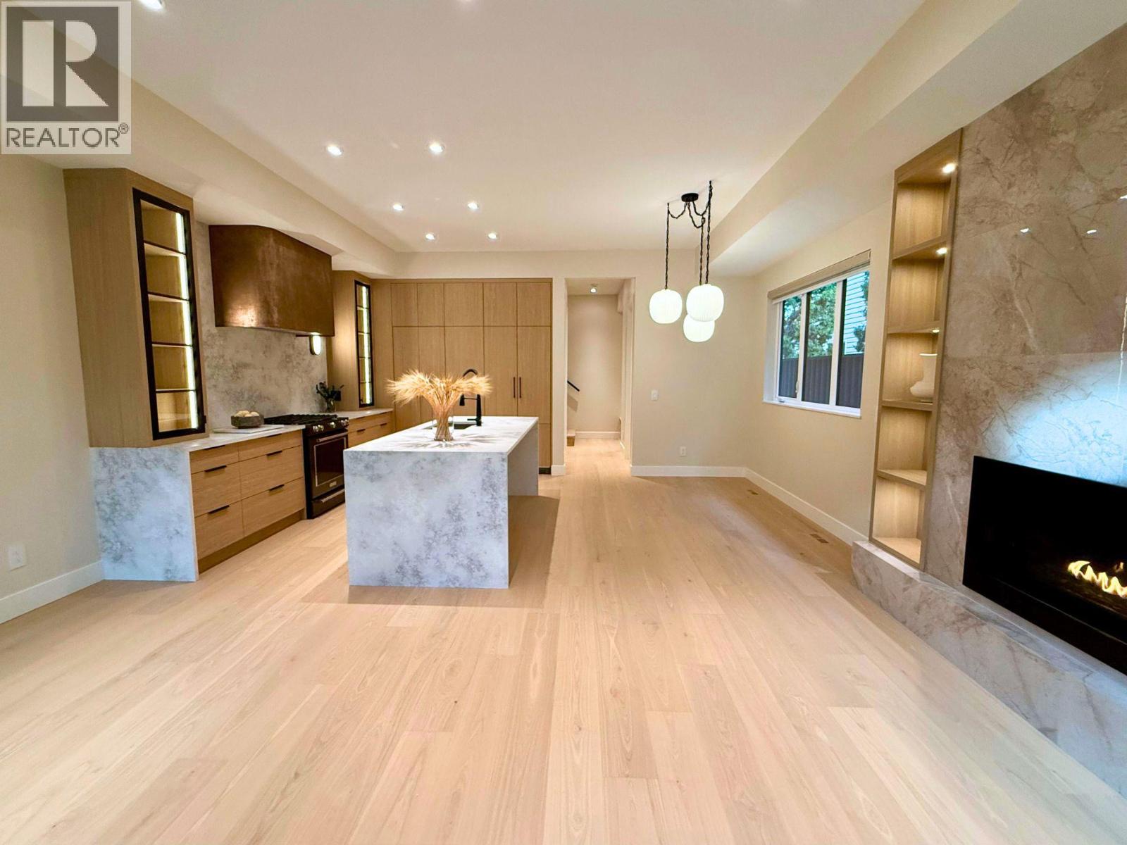 Picture for Unit #4, 781 Martin  Avenue