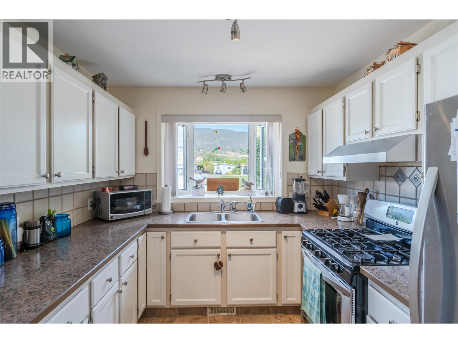 Picture for Unit #54, 999 Burnaby  Avenue