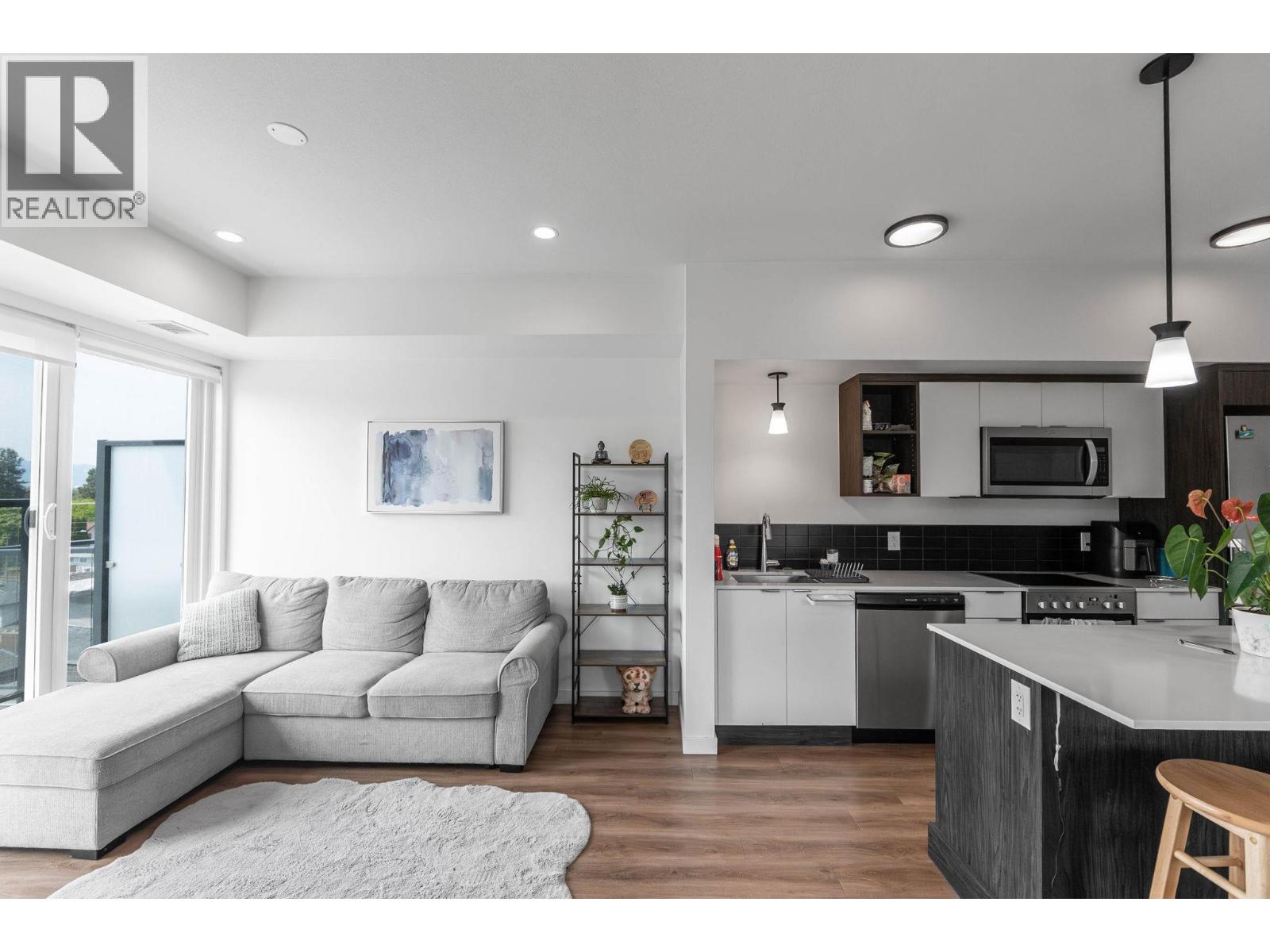 Picture for Unit #510, 615 Rutland  Road