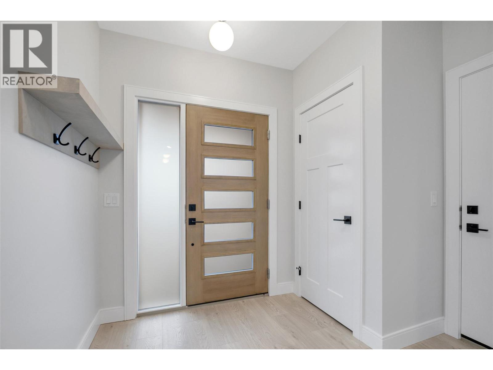 Picture for 1839 Grey Owl  Court