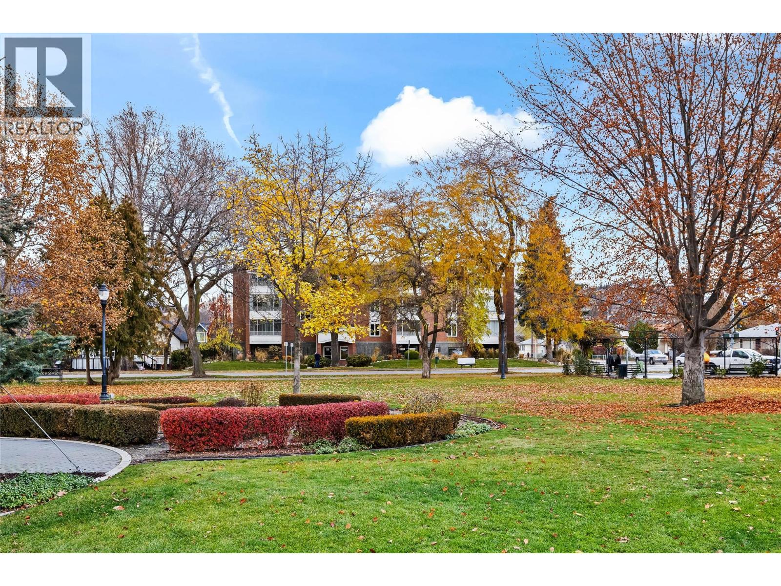 Picture for Unit #304, 878 Bernard  Avenue