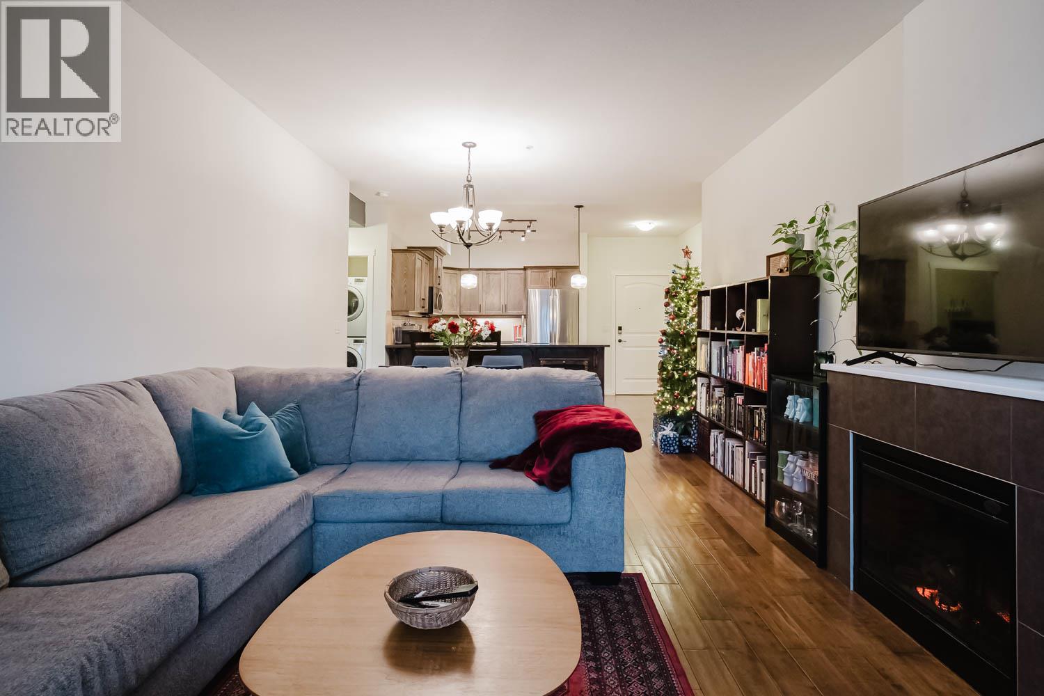 Picture for Unit #112, 3739 Casorso  Road