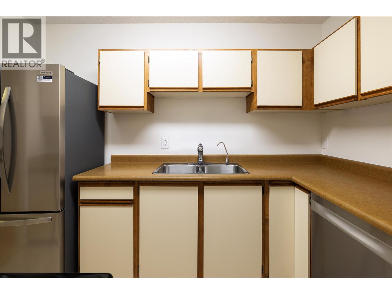 Picture for Unit #201, 1903 Lindahl  Street