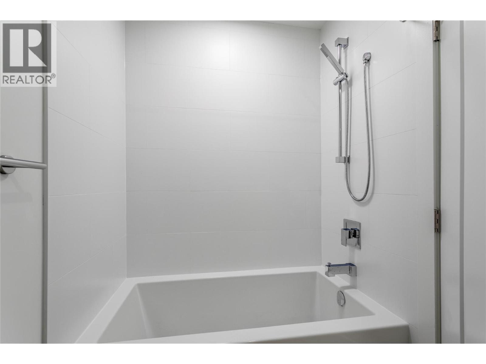 Picture for Unit #305, 1380 Pridham  Avenue