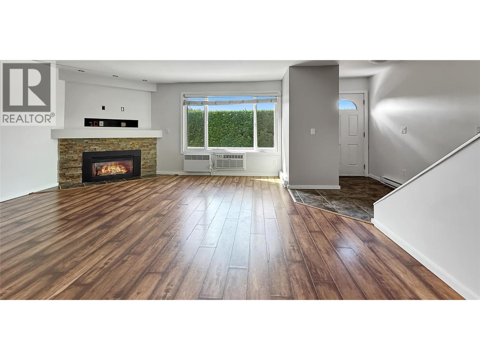 Picture for Unit #17, 1471 Inkar  Road