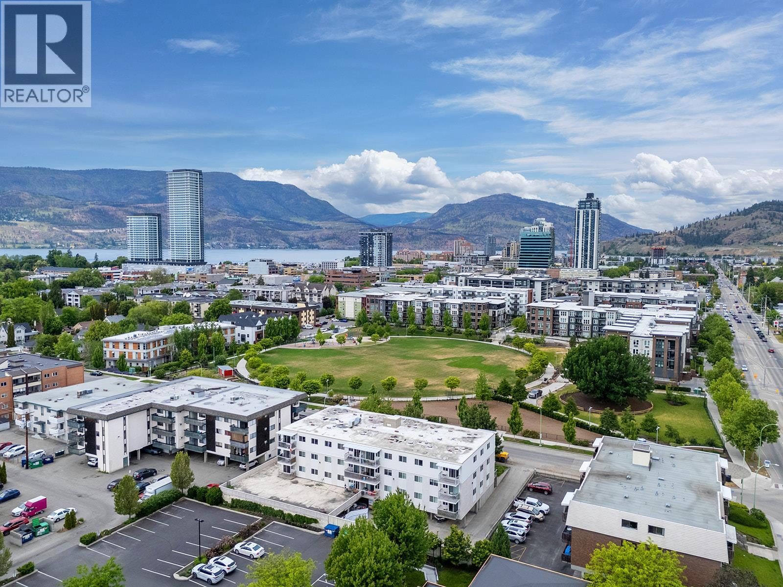 Picture for Unit #203, 625 Rowcliffe  Avenue