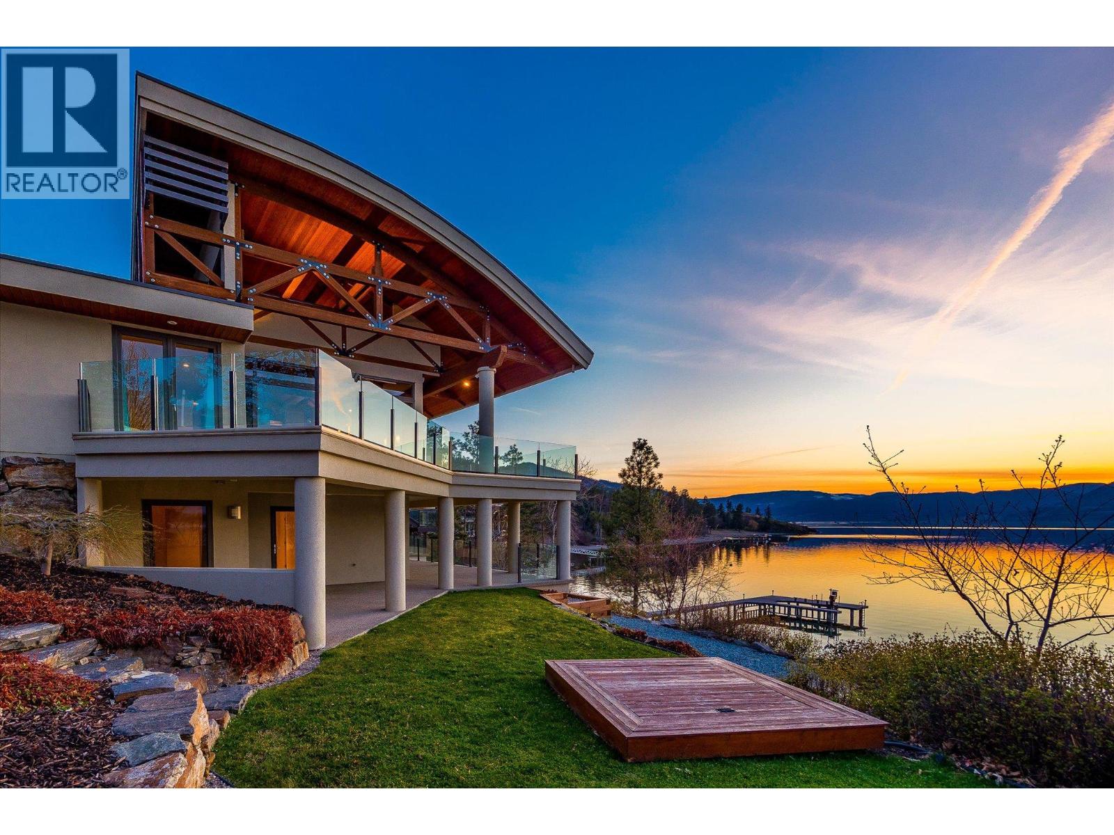 Picture for 5560 Lakeshore  Road