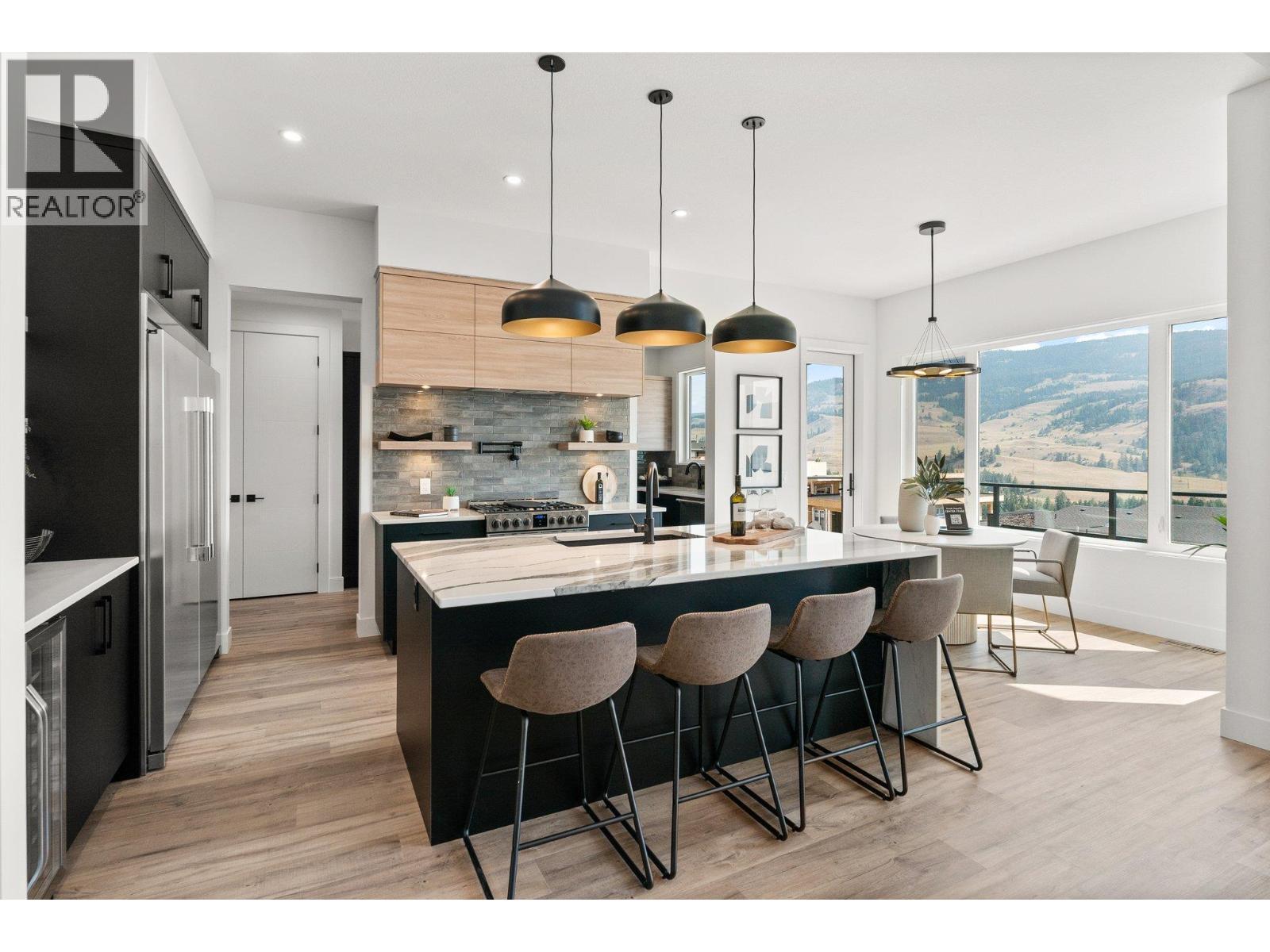 Picture for 901 Melrose  Street