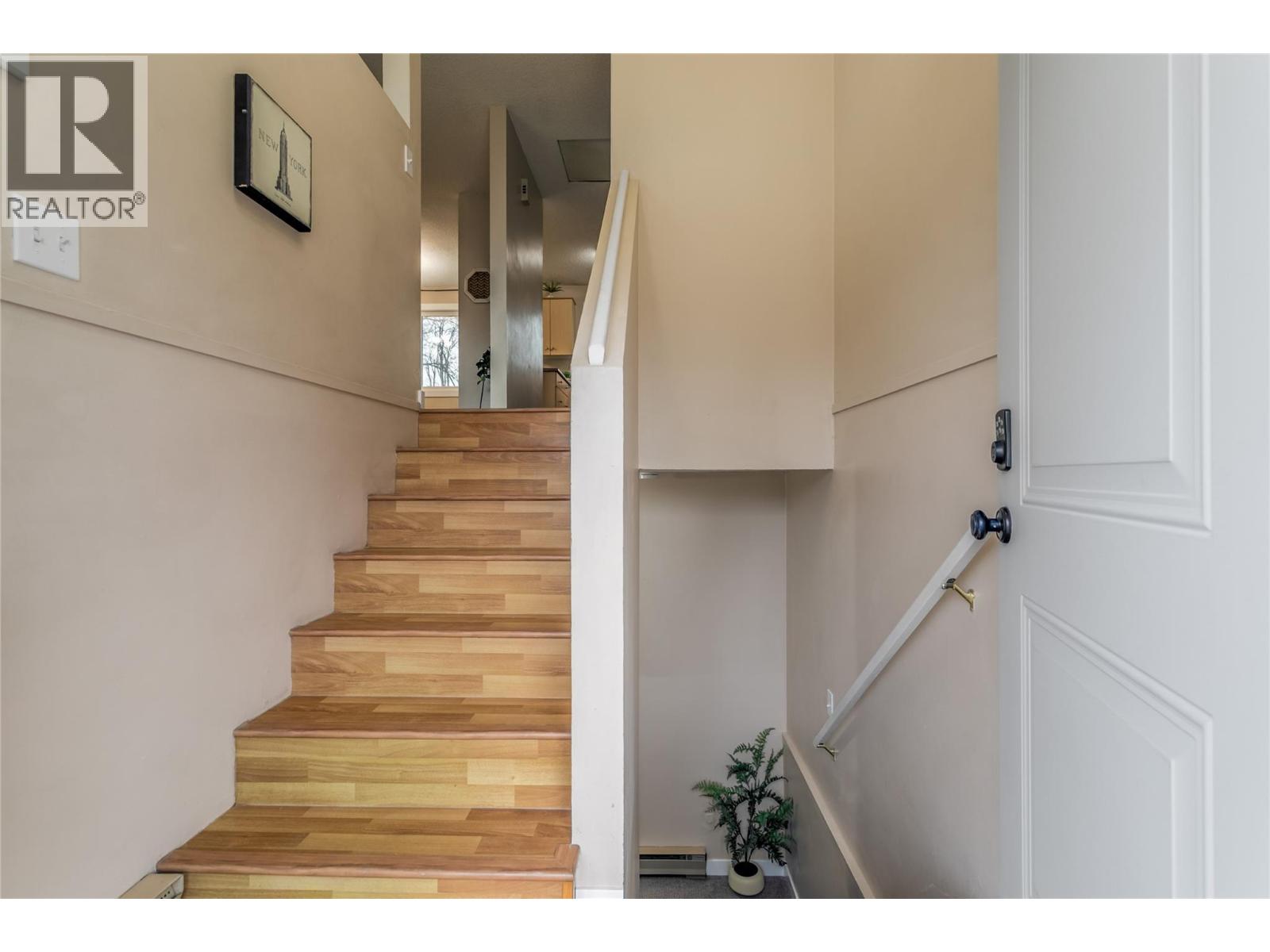 Picture for 588 McCurdy  Road