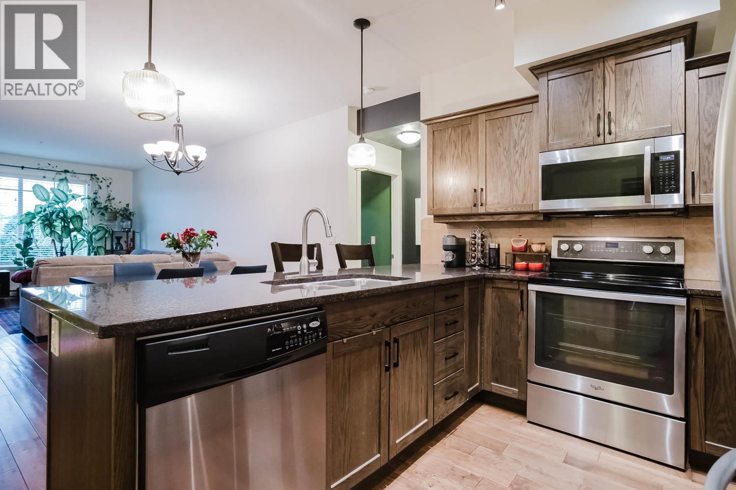 Picture for Unit #112, 3739 Casorso  Road