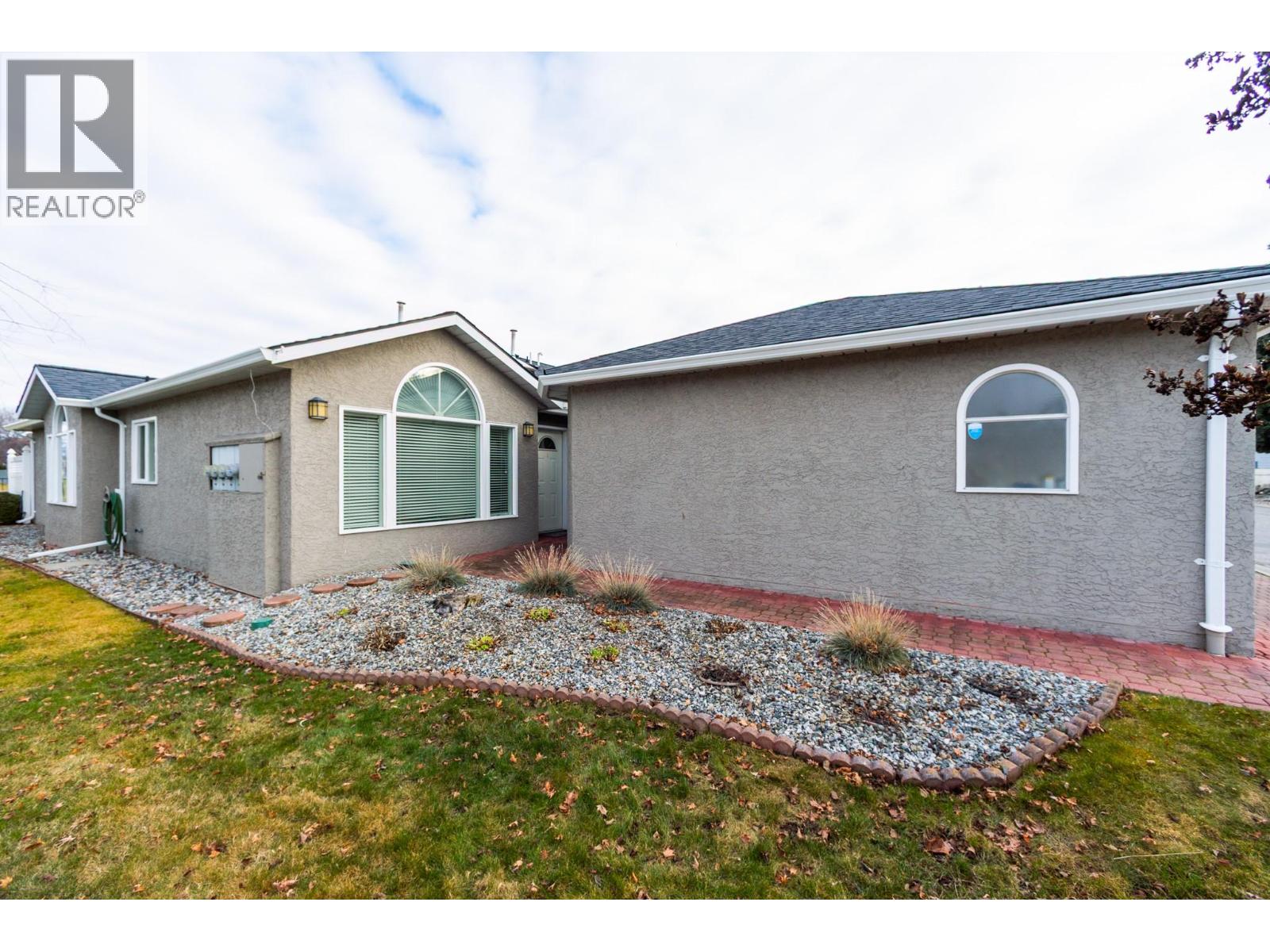 Picture for Unit #4, 1020 Lanfranco  Road