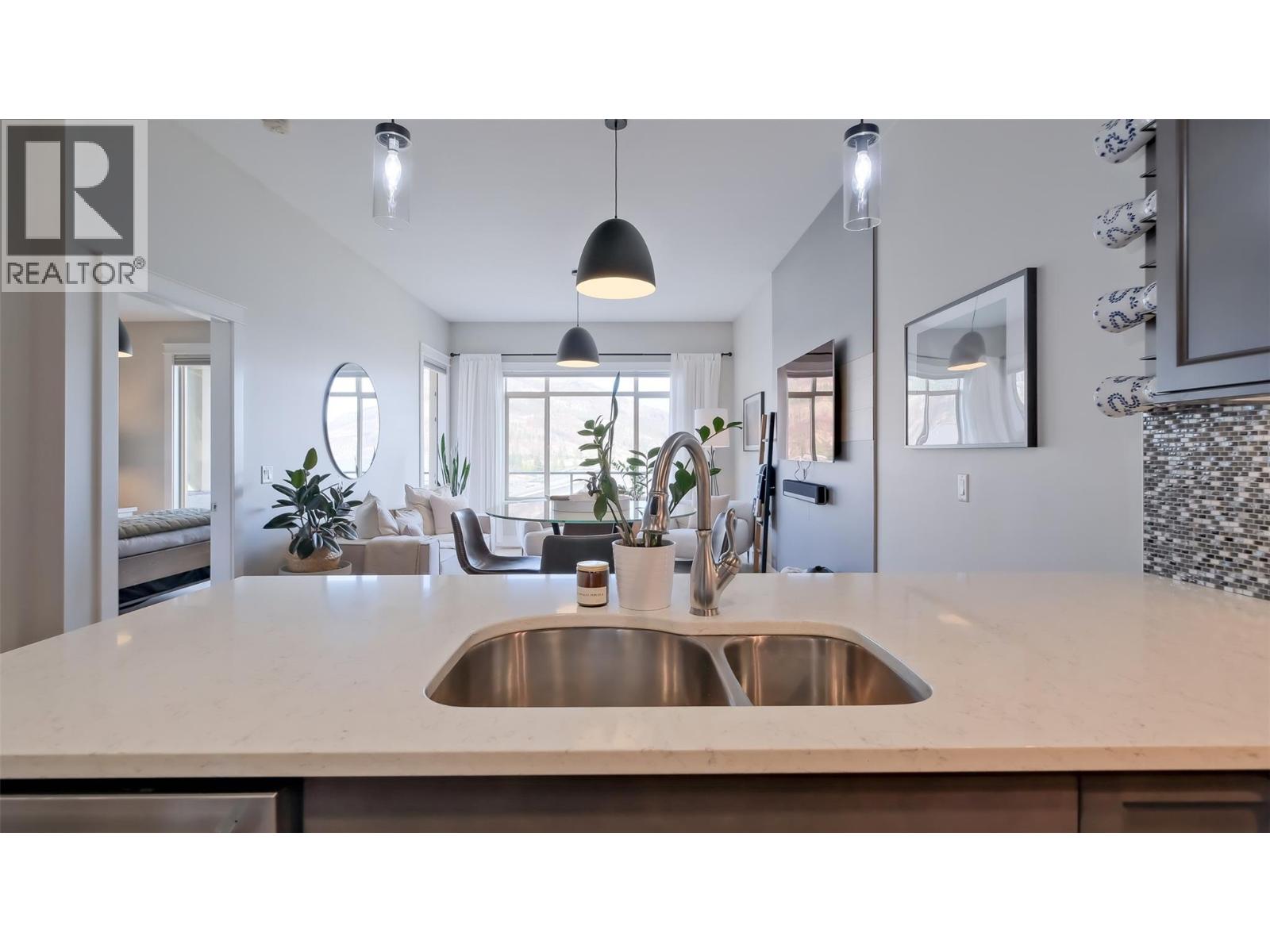 Picture for 1786 Viewpoint  Drive