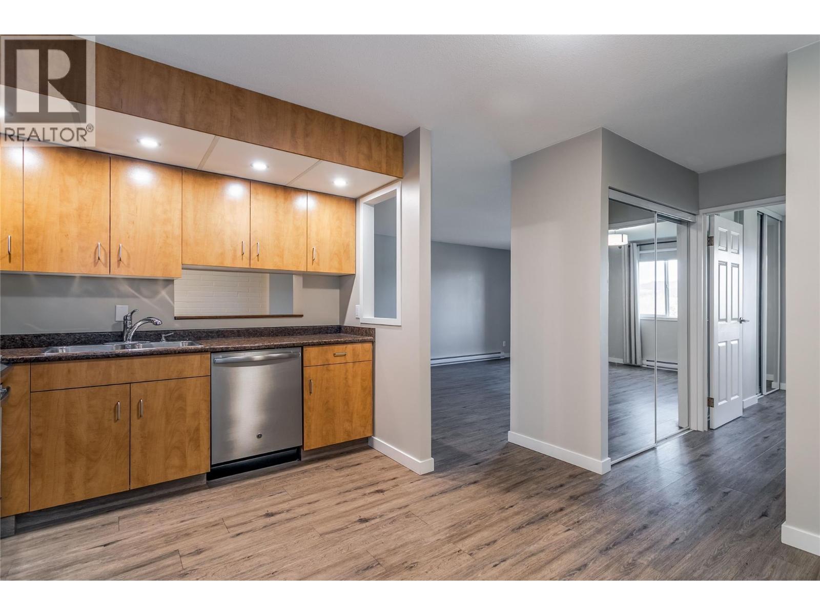 Picture for Unit #407, 1915 Pacific  Court