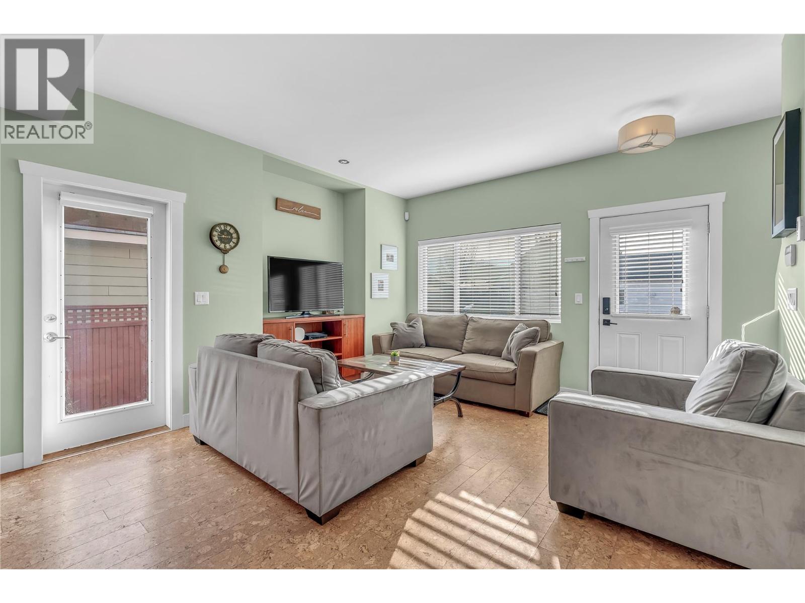 Picture for Unit #102, 584 Westminster  AvenueW