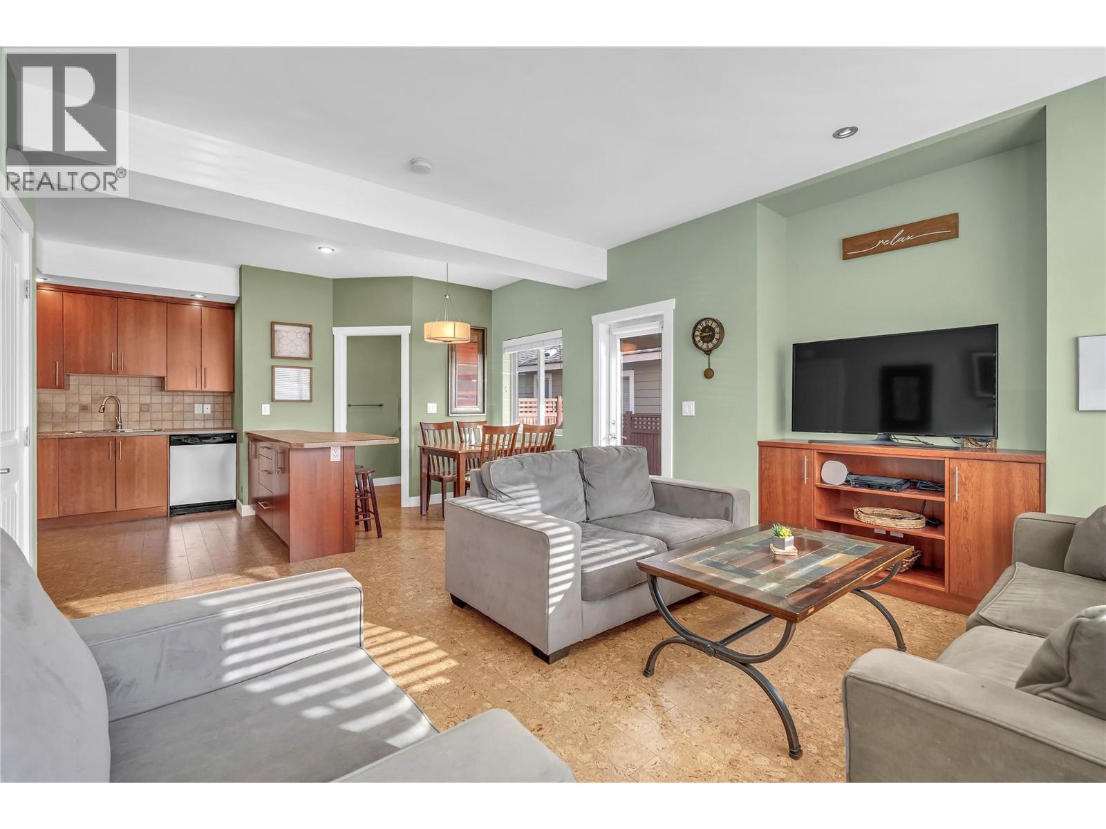 Picture for Unit #102, 584 Westminster  AvenueW