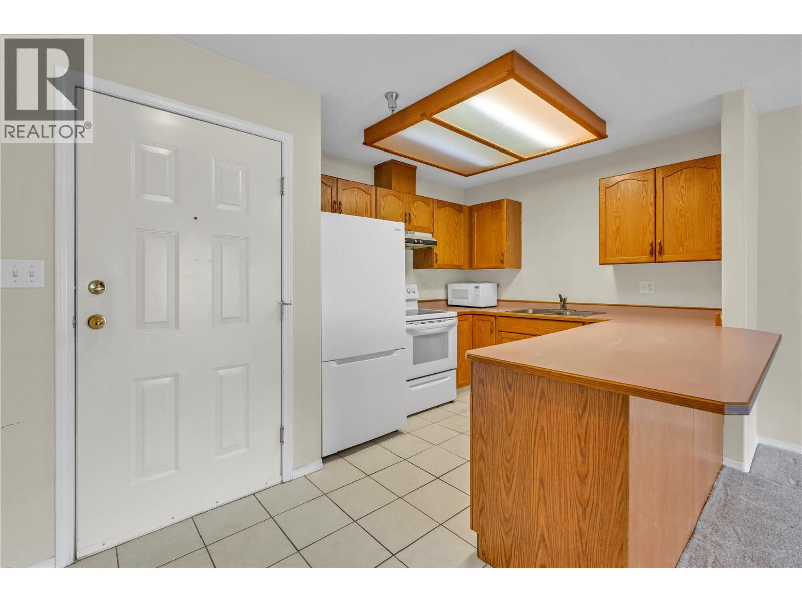 Picture for Unit #306, 3310 Skaha Lake  Road