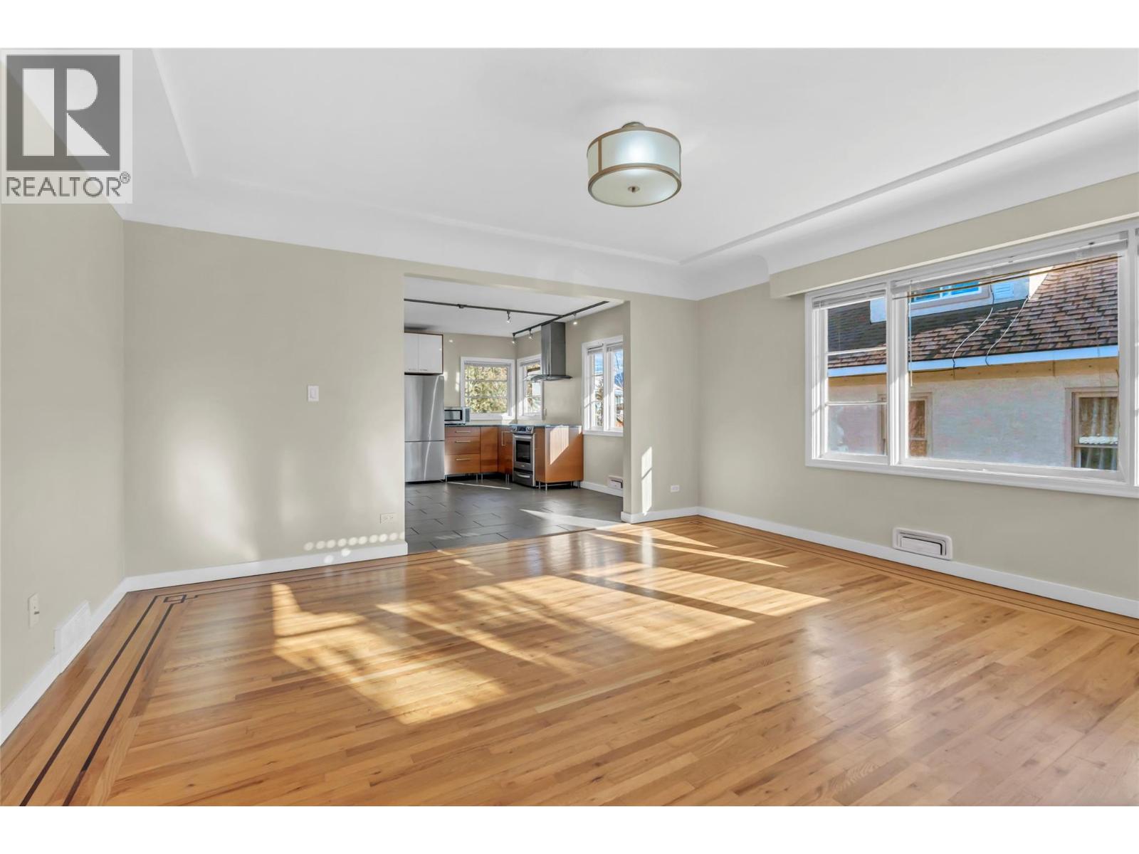 Picture for 566 Van Horne  Street