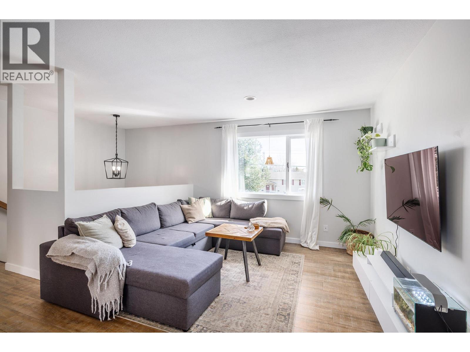 Picture for 2728 Riffington  Place