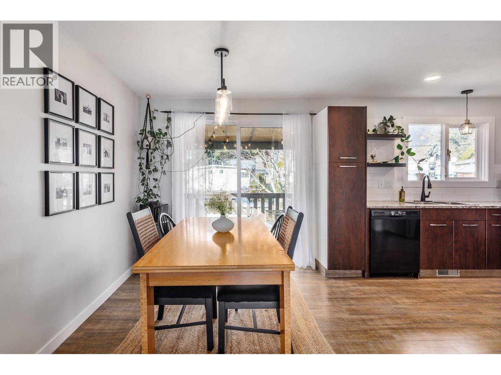 Picture for 2728 Riffington  Place