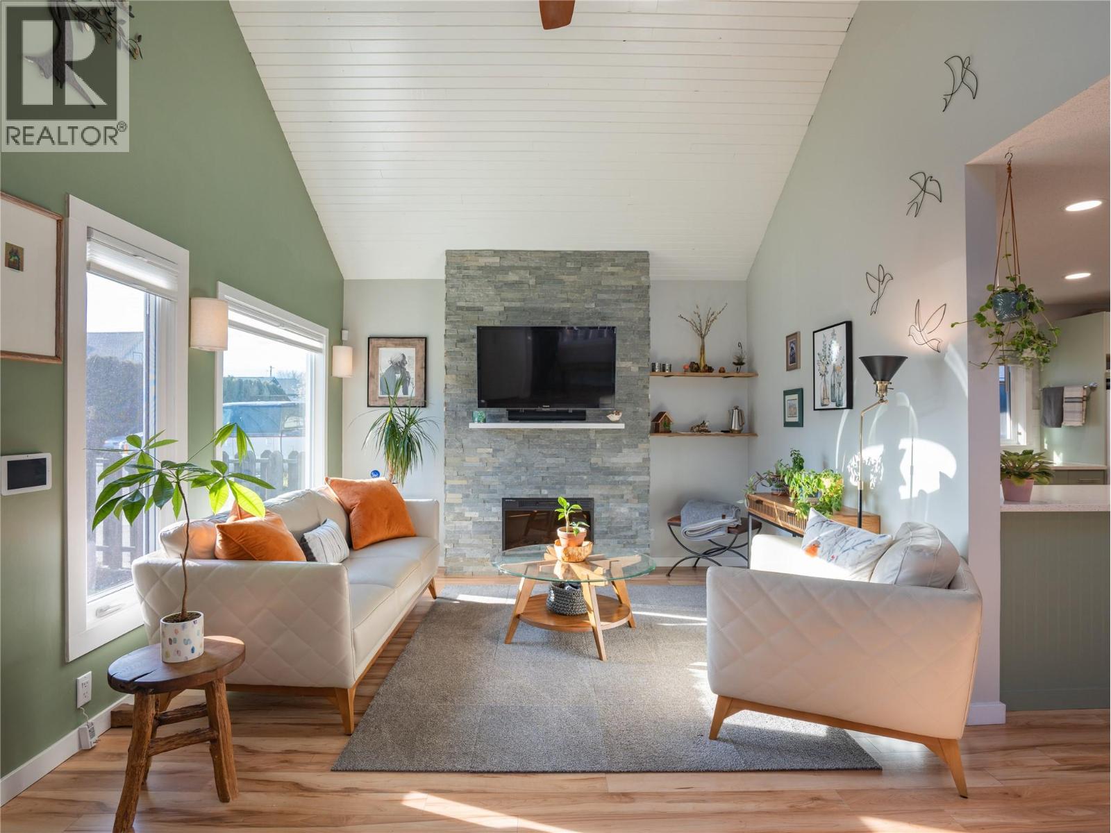 Picture for 505 Rene  Avenue