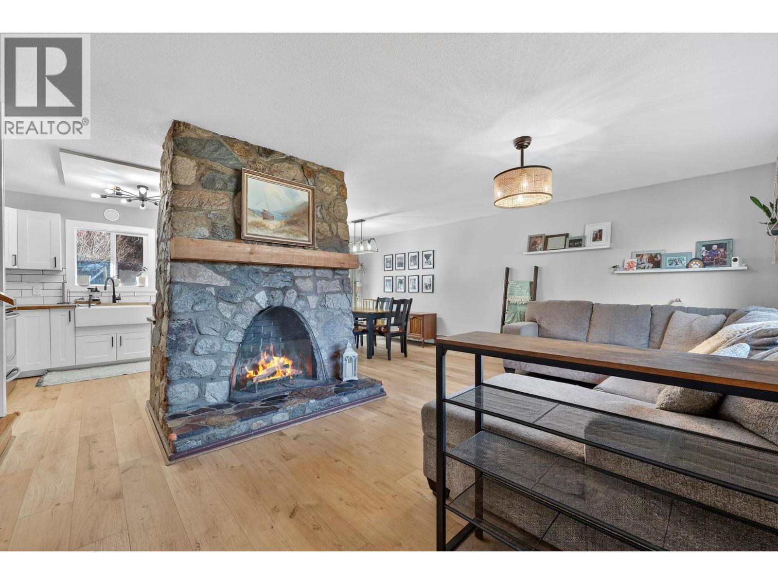 Picture for 7312 Fintry Delta  Road