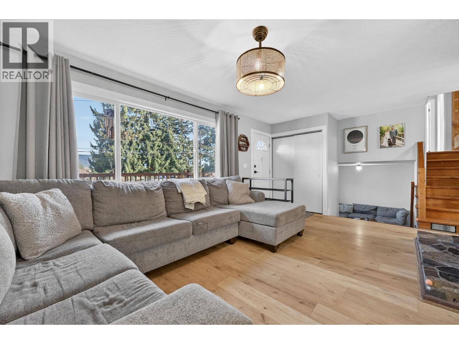 Picture for 7312 Fintry Delta  Road