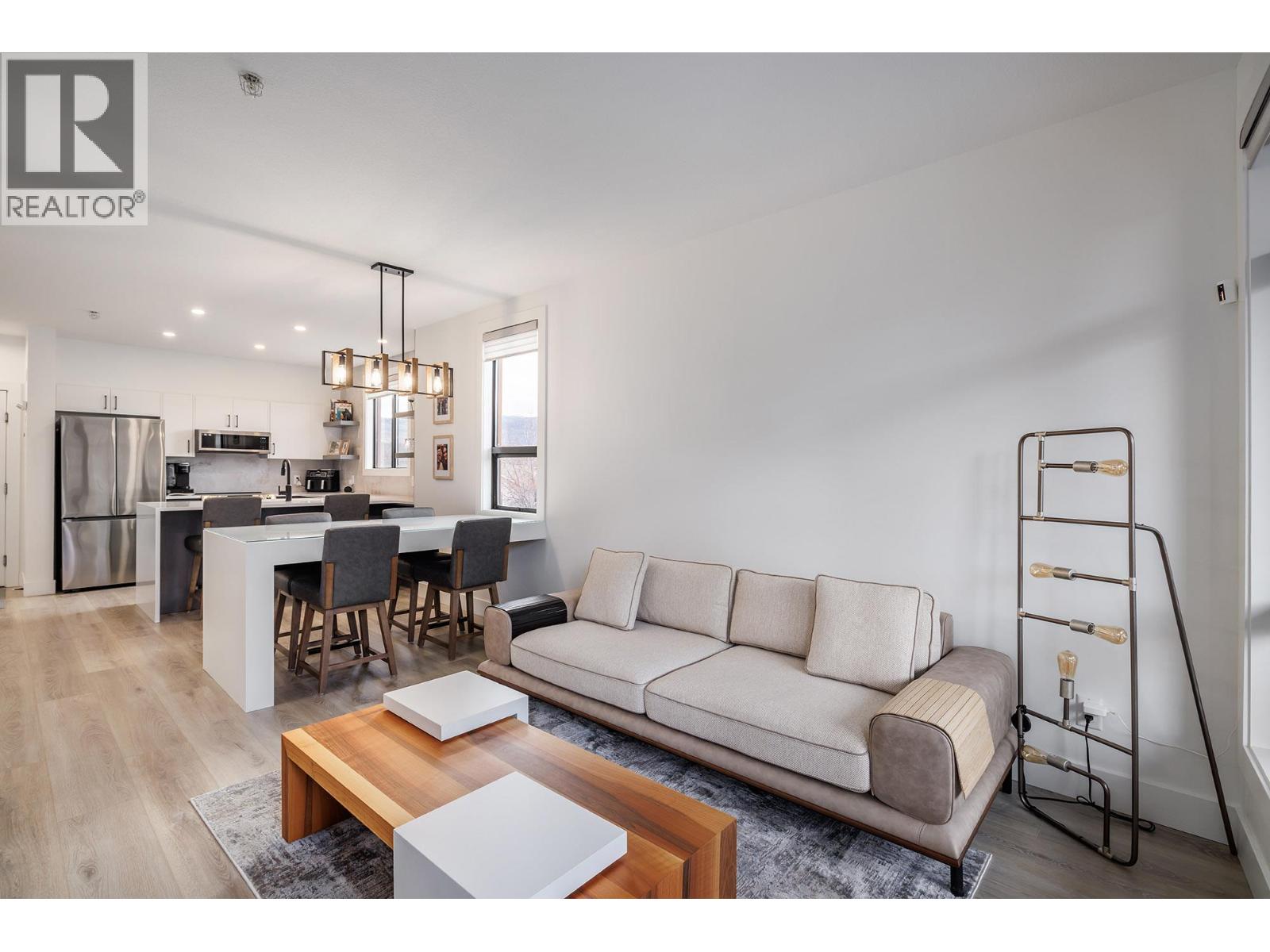 Picture for Unit #343, 654 Cook  Road