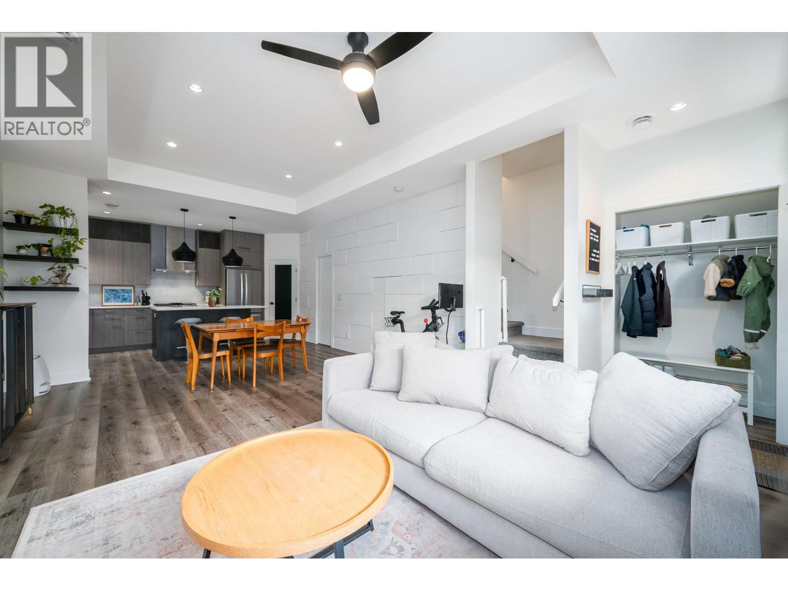 Picture for Unit #4, 805 Burne  Avenue