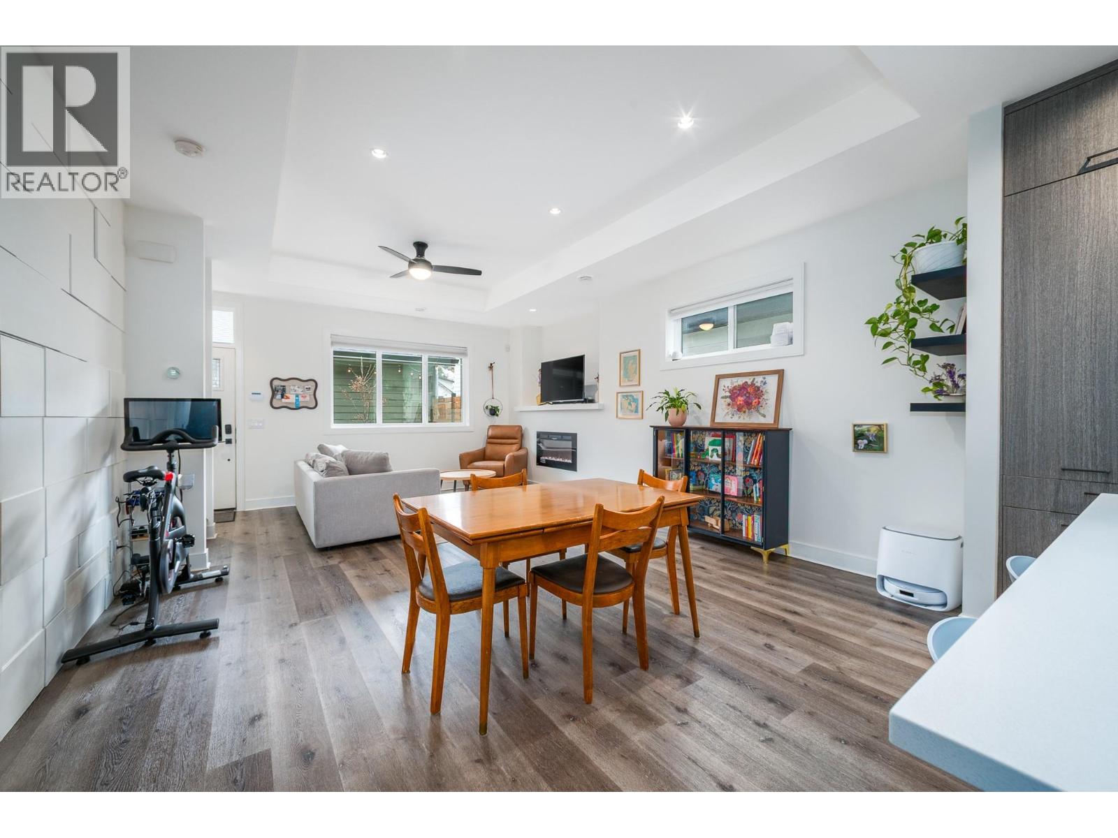 Picture for Unit #4, 805 Burne  Avenue